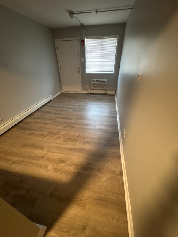 Photo - 3341 Commercial Ave Unit 21