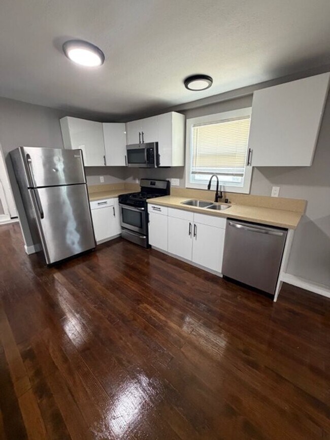 Photo - 3213-3217 Market St Unit 3217