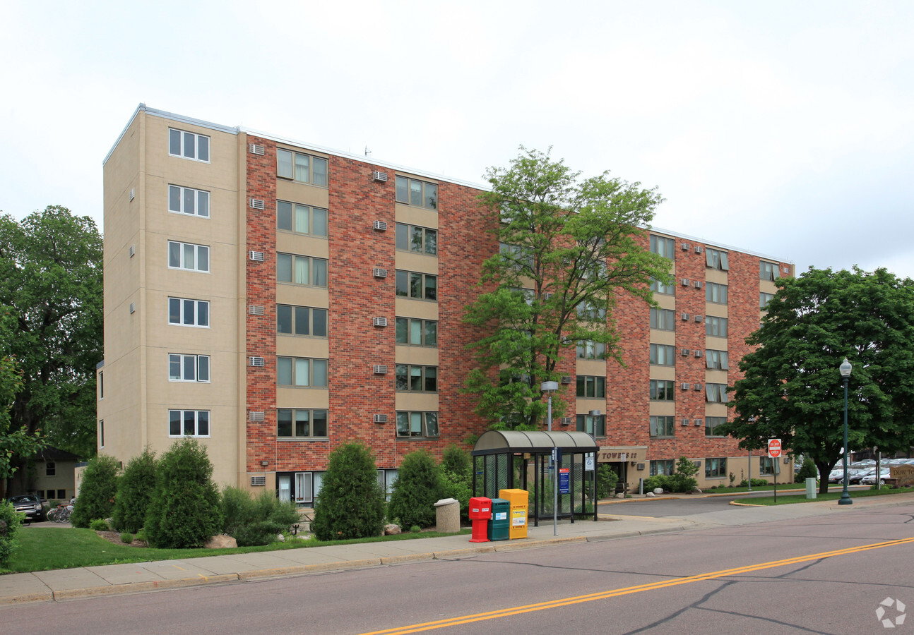 Photo - Dow Towers Apartments