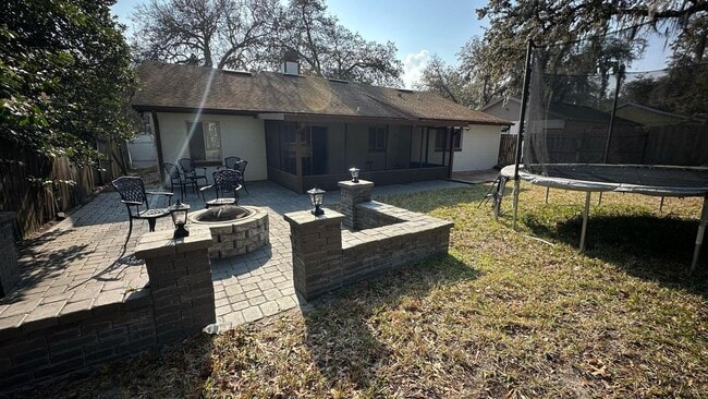 Photo - 102 Winding Ridge Dr