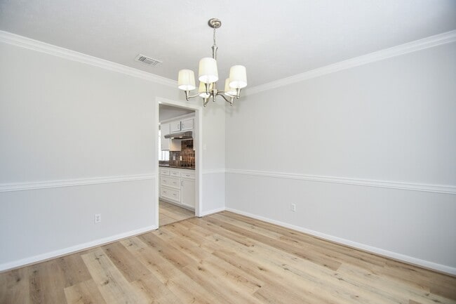 Photo - 3107 Barnhill Ln