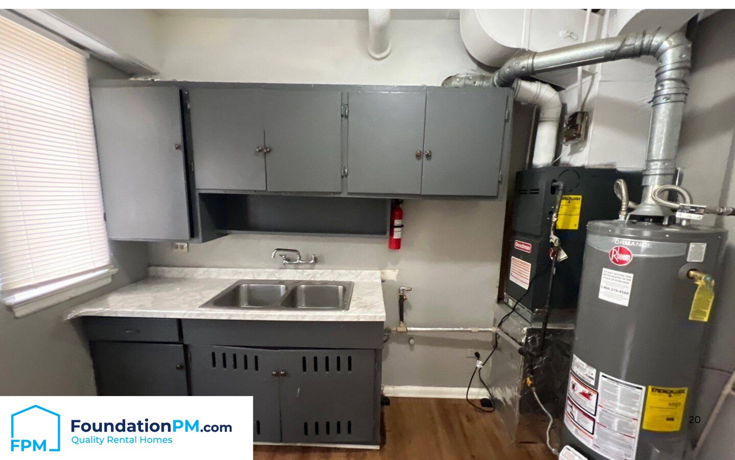 Photo - 1907 S Pkwy E