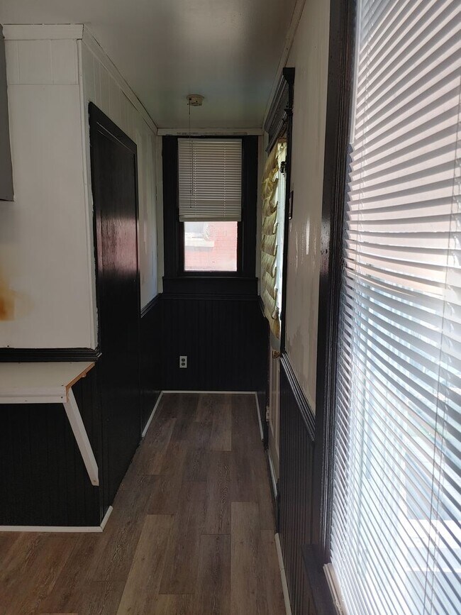 SPACIOUS 3 BEDROOM DUPLEX Rental House Rental in Parkersburg, WV