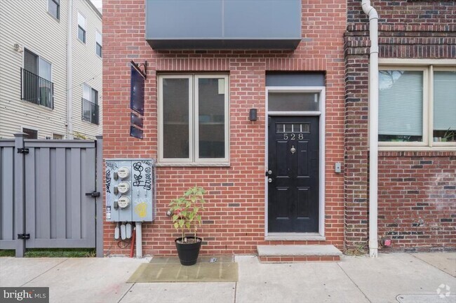 Building Photo - 528 S 13th St Rental