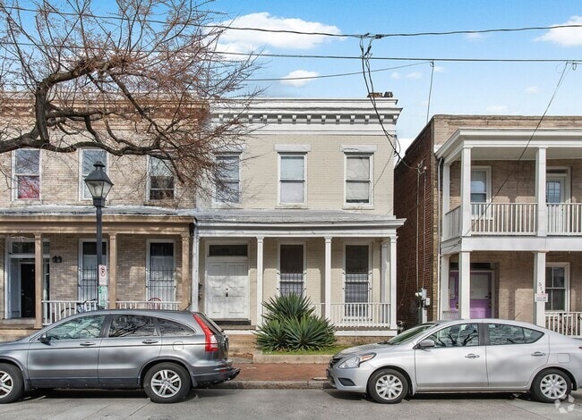 Building Photo - 516 W Clay St Unit 1 Rental