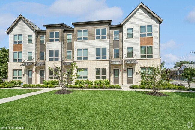 Building Photo - 15653 Lamon Ave Rental