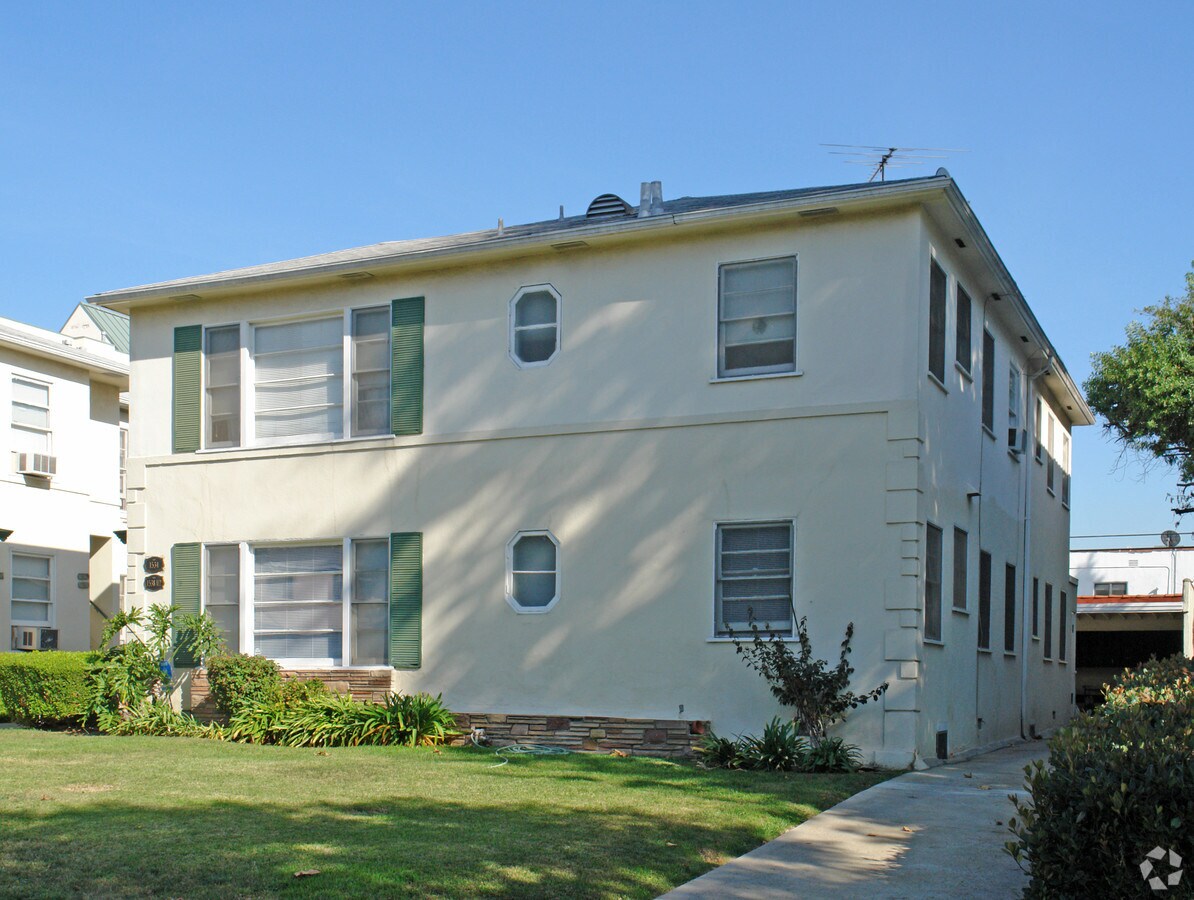 Photo - 1534 S Bedford St