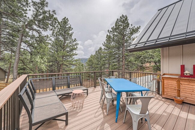 Photo - Mountain Retreat: Fully Furnished 3 BDR Home with Sauna