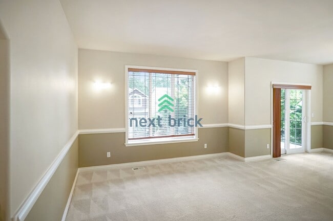 Photo - Stunning 3-Bedroom, 3.5-Bathroom Home in Desirable Woodinville