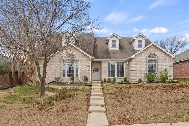 Photo - 703 Primrose Ln