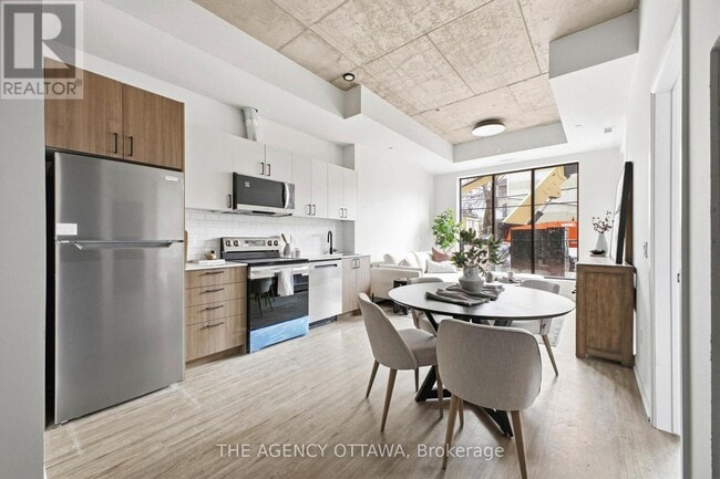 Photo - 56 Bayswater Ave Unit 304