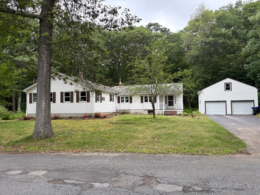 Photo - 4 Overdale Pkwy House