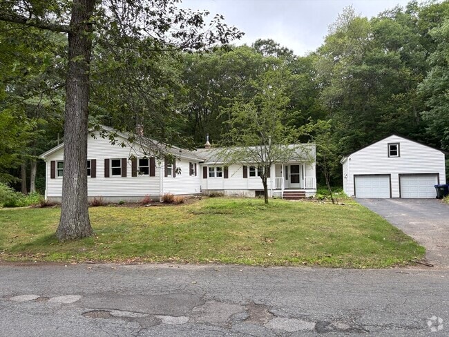 Building Photo - 4 Overdale Pkwy Rental