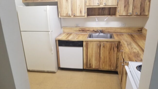 Photo - 10425 SW 112th Ave Unit 204