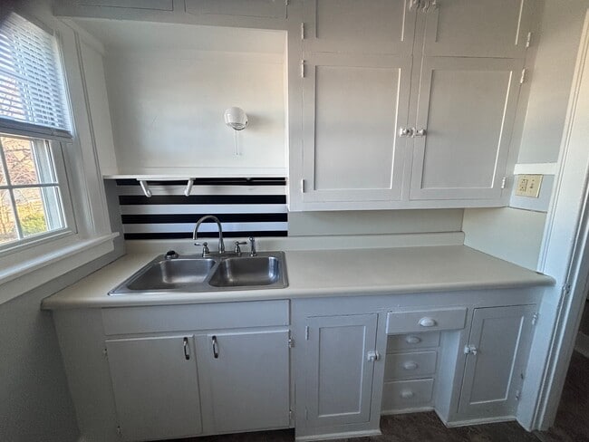 Photo - 435 W McKibben St Unit 3