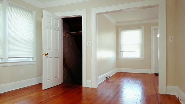 Photo - 180 Highland Ave