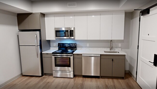 55 Hemenway St