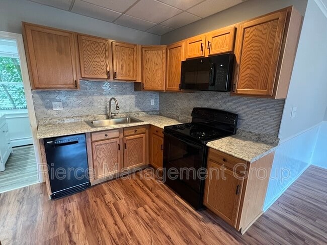 Photo - 68 Kenney St Unit 2