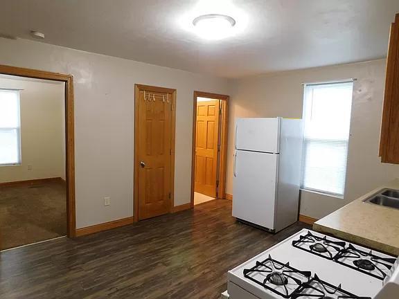 Photo - 1408 Logan Ave