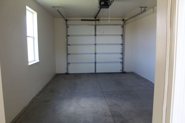 Photo - 304 N Willow St