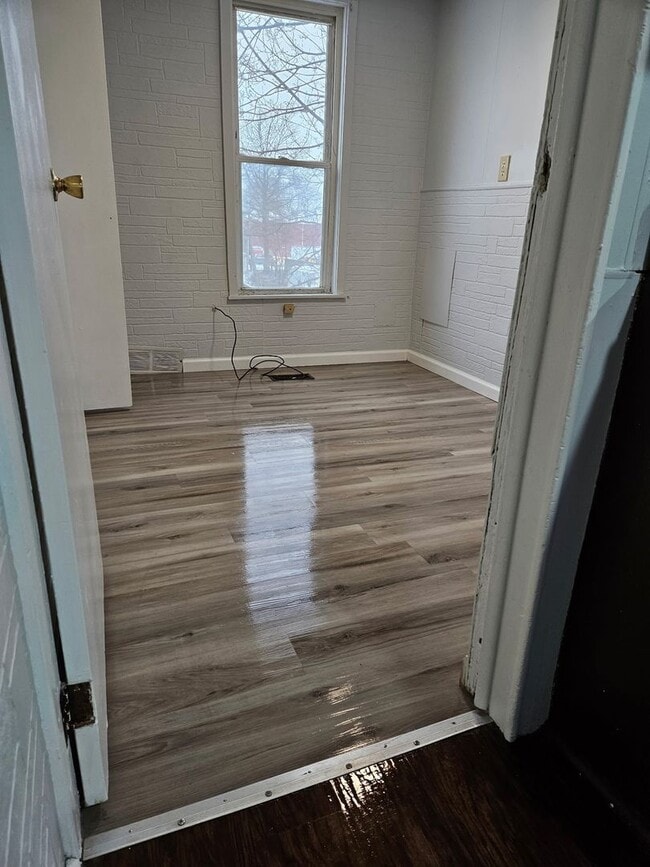 Photo - 310 W 18th St Unit 310 W 18th St 2Fl Front