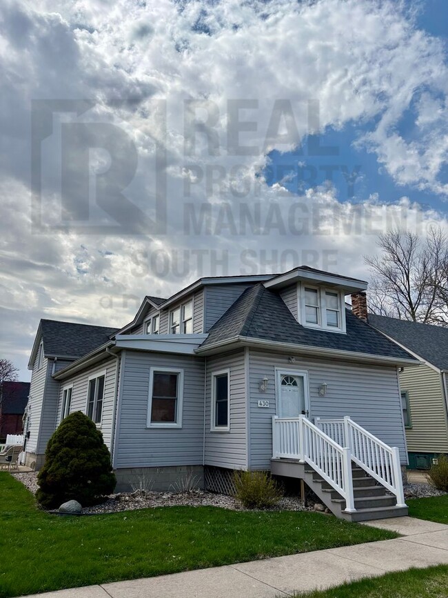 Building Photo - 430 Keilman St Unit B