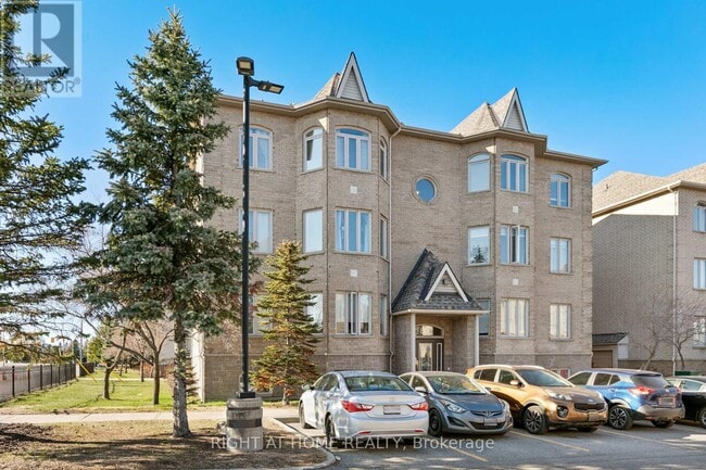 Photo - 80 Briargate Private Unit 6
