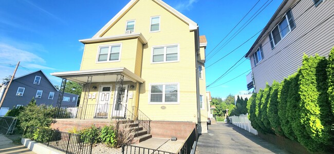 Photo - 248 Pearl St Unit 1