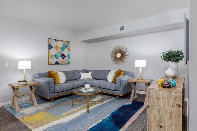 Manatee Bay Apartments