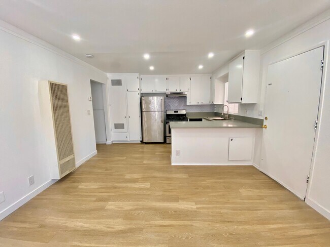 Photo - 144 S Westmoreland Ave Unidad 07