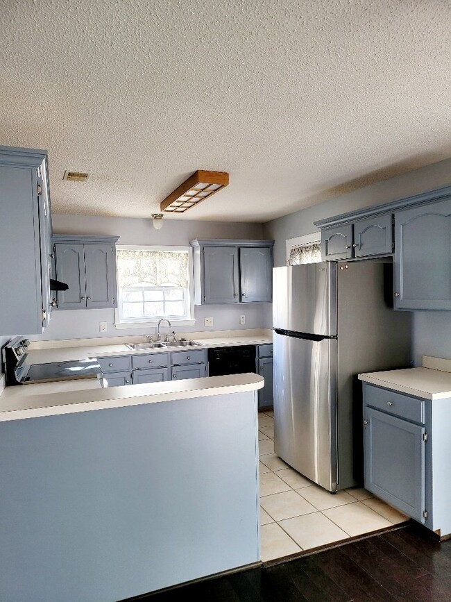 Photo - 114 Wild Fern Ct