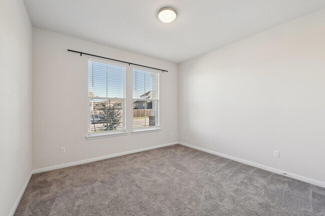 Photo - 308 Castlefields St