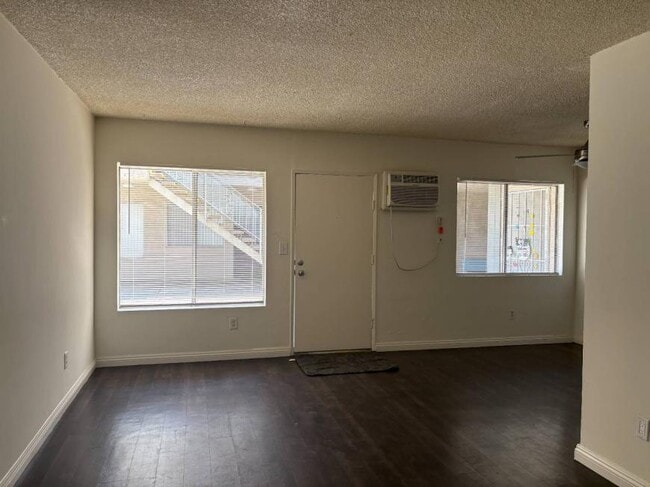Photo - 1.0 bedroom in Los Angeles California 91343 Unit 18