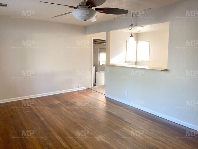 Photo - 1808 Remington St