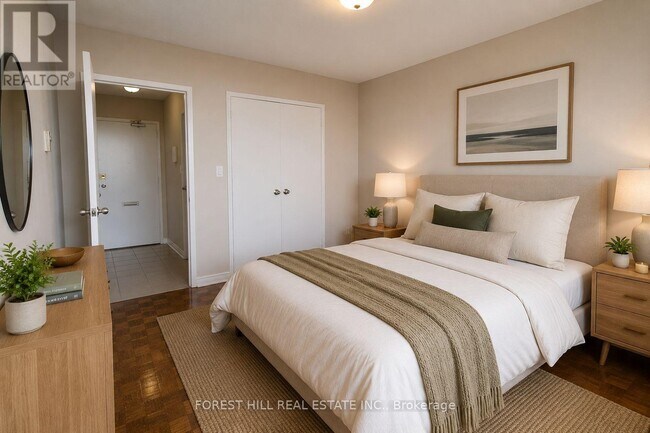 Photo - 90 Tyndall Ave