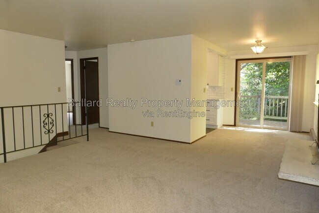 2015 NW 62nd St