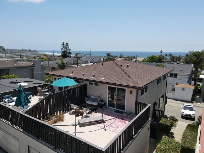Building Photo - Beautiful Remodeled Home In Cardiff