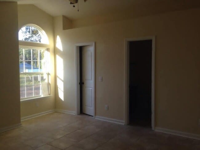 Photo - 239 Pecan Pointe Rd E