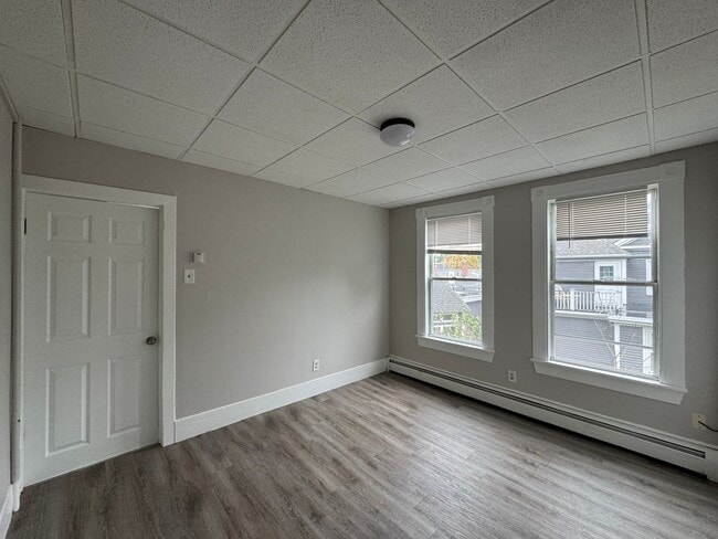 Photo - 72 Broadway-2R Unidad 2R