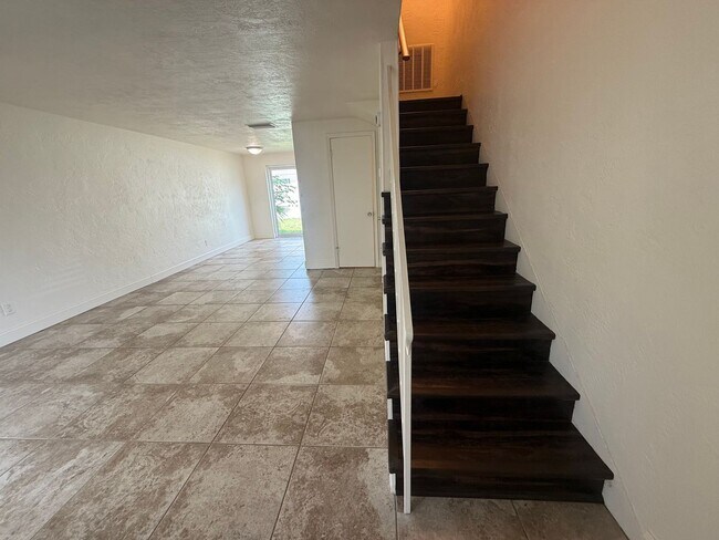 Photo - Inviting 2-bedroom, 1.5-bath home in South Daytona