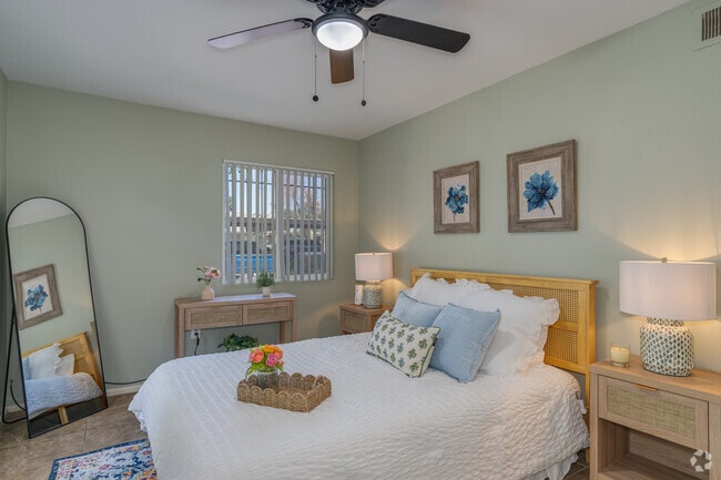 Interior Photo - Country Aire Rental