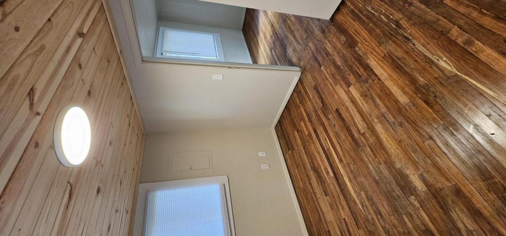 Photo - 1641 Bishop Rd SW