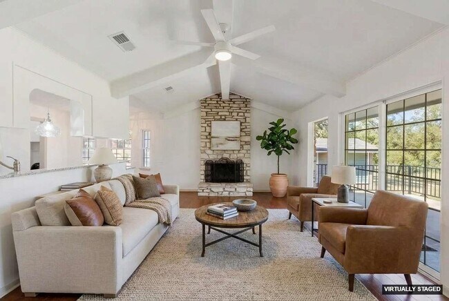 Photo - 142 Lake Shore Dr