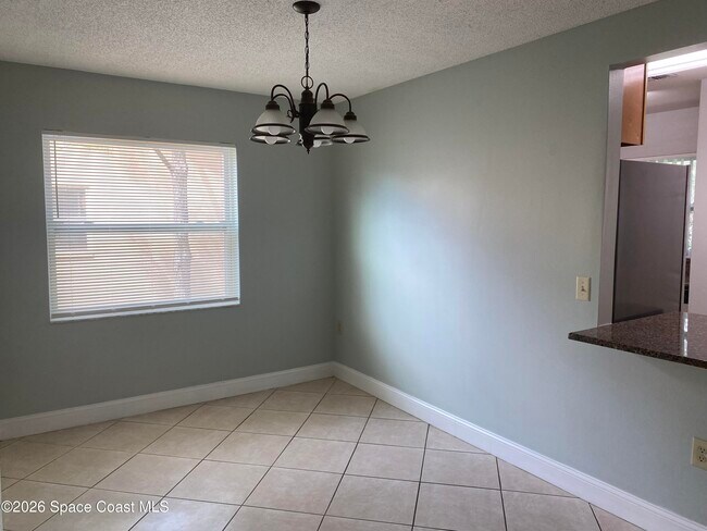 290 Spring Dr Unidad 3