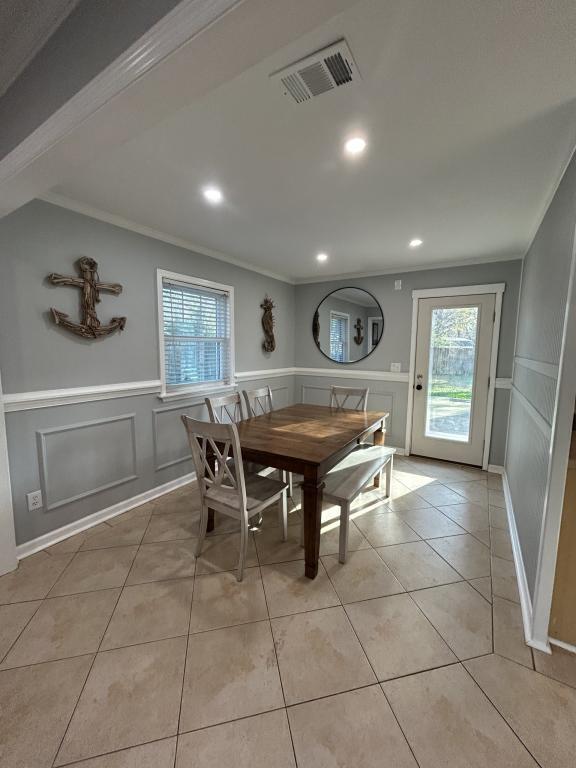 Photo - 405 Kingston Rd