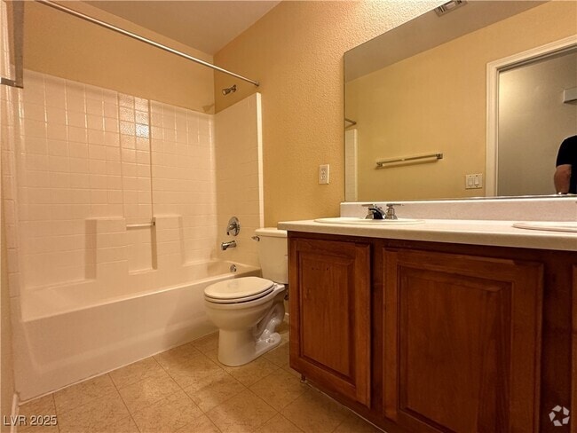 Building Photo - 6420 Kenya Springs St Rental
