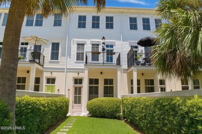 Photo - 23 Market Unit B2