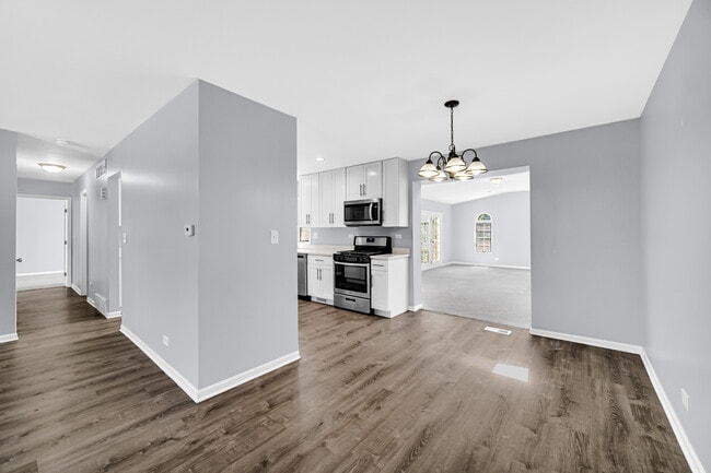 1023 Westchester Dr