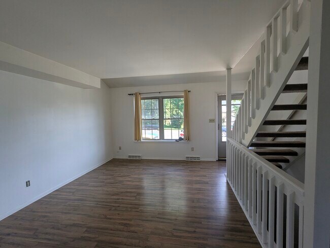 5118 E Brigantine Ct