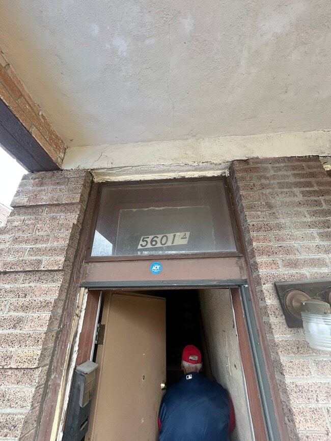 Photo - 5601 Lotus Ave